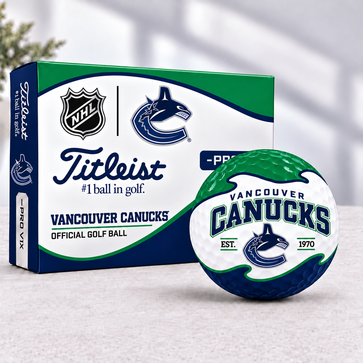 Exclusive NHL x VAN Bicolour Golf Ball