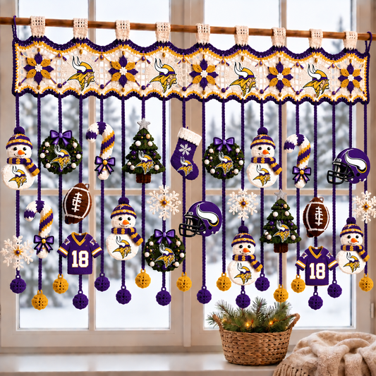 MIN x NFL Christmas Crochet Window Valance – Football Snowman Wreath Holiday Decor