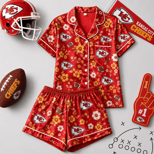 SIGNATURE NFL X KCC EXCLUSIVE Blooming Game Day Pajamas Set